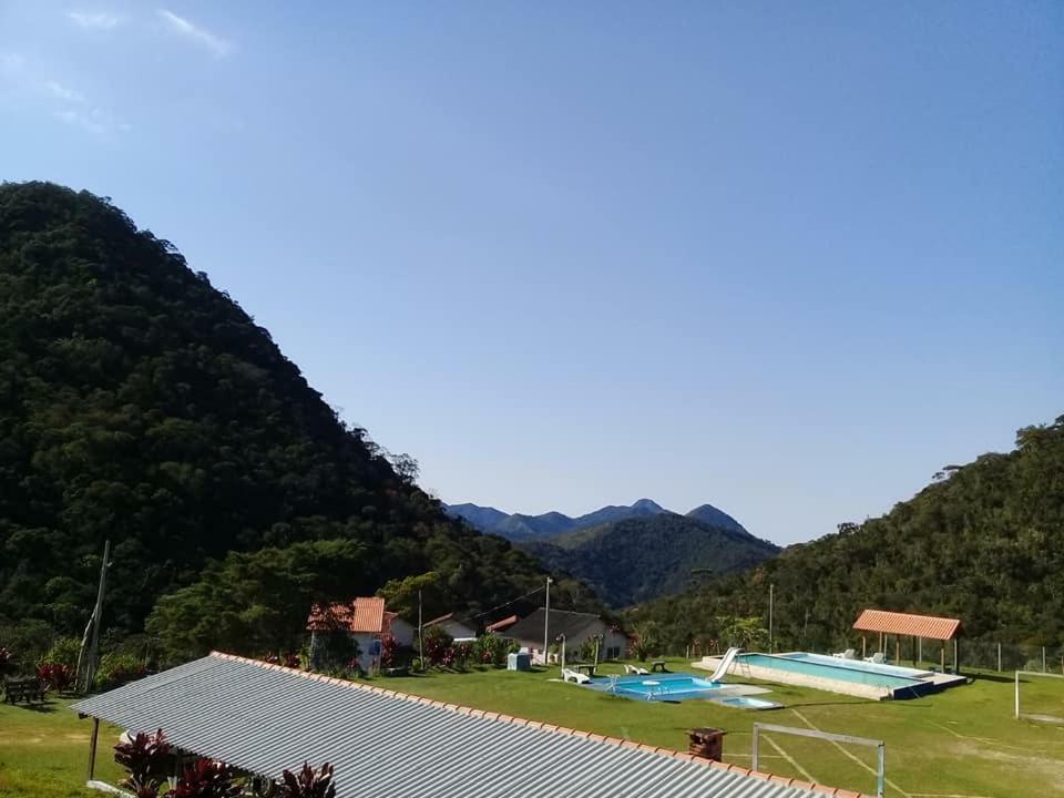 ホテル Chale Duplex Reformado Teresópolis エクステリア 写真